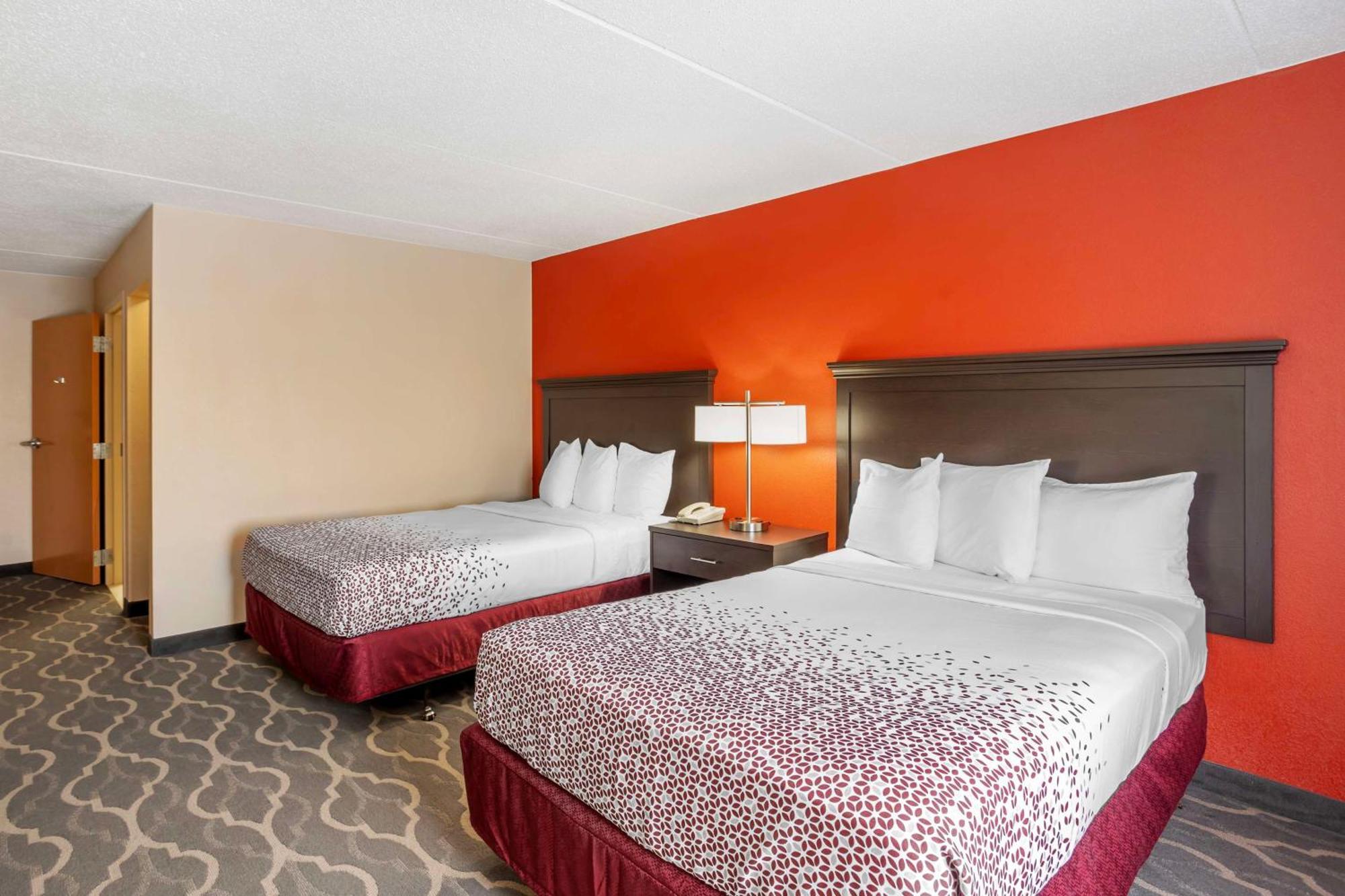 Best Western Inn At Blakeslee-Pocono Eksteriør billede