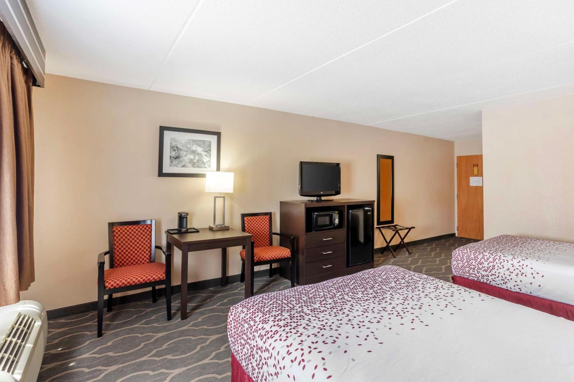 Best Western Inn At Blakeslee-Pocono Eksteriør billede