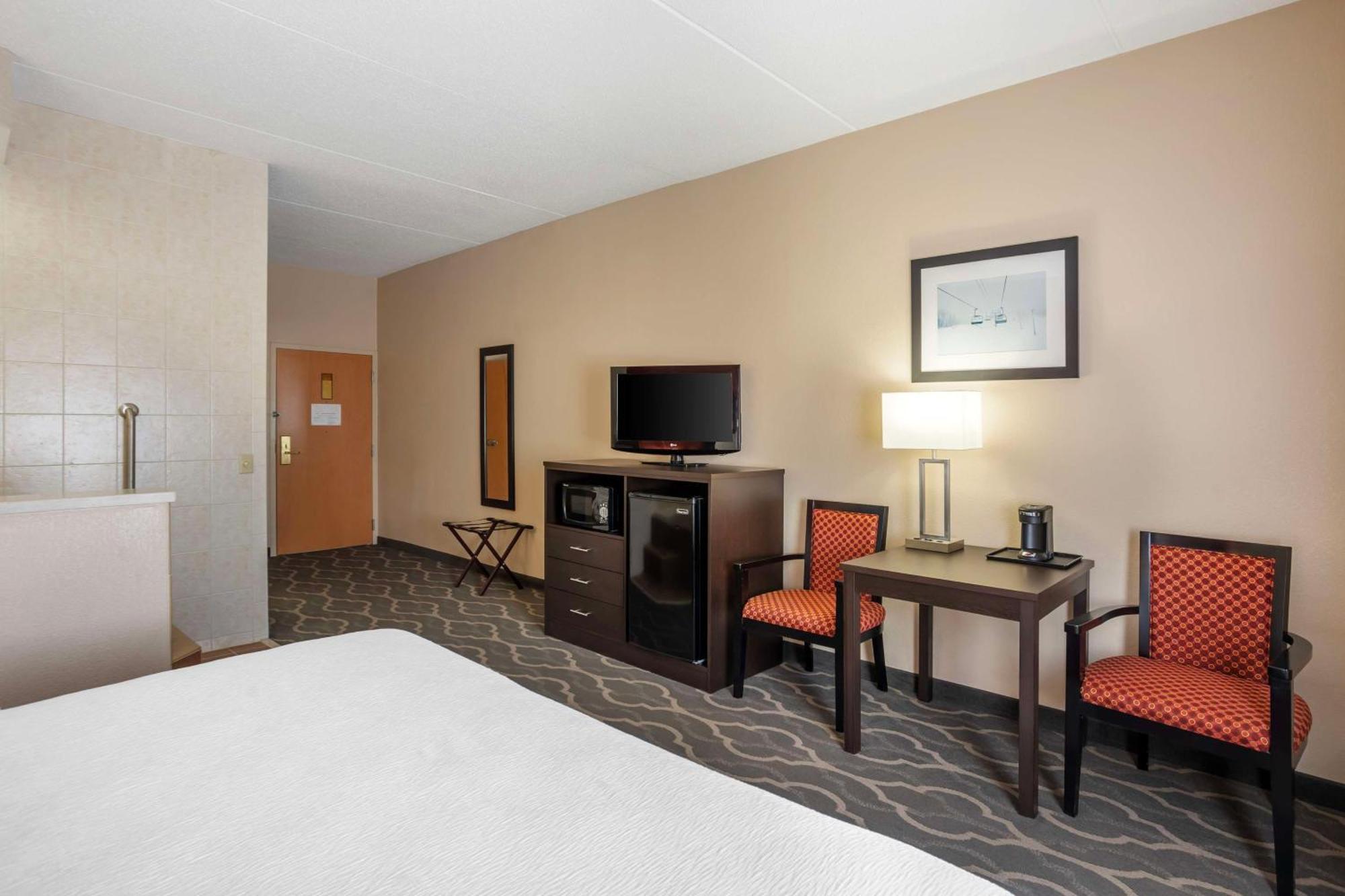 Best Western Inn At Blakeslee-Pocono Eksteriør billede